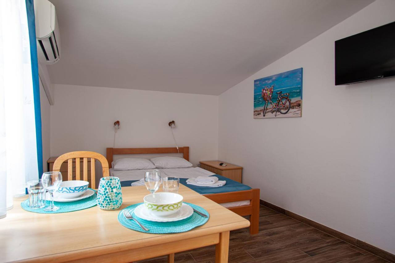 Arcobaleno Apartments Πιράν Εξωτερικό φωτογραφία