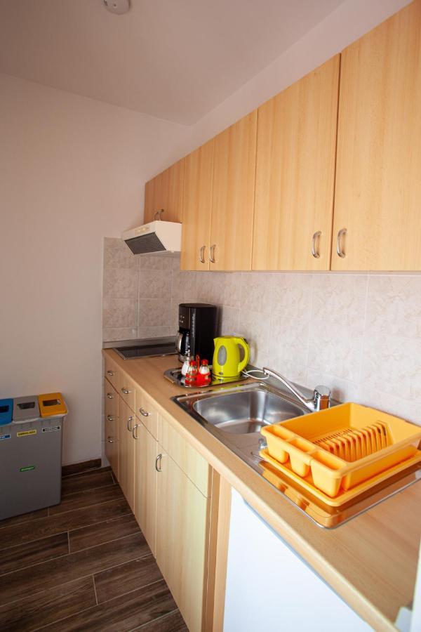 Arcobaleno Apartments Πιράν Εξωτερικό φωτογραφία